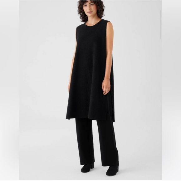 EILEEN FISHER Lightweight Boiled Wool Bateau Neck Long Top in Regenerative Wool. - Picture 4 of 7